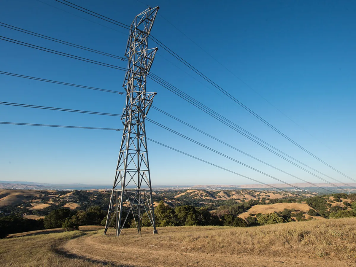 SCE meter and service work in Laguna Niguel